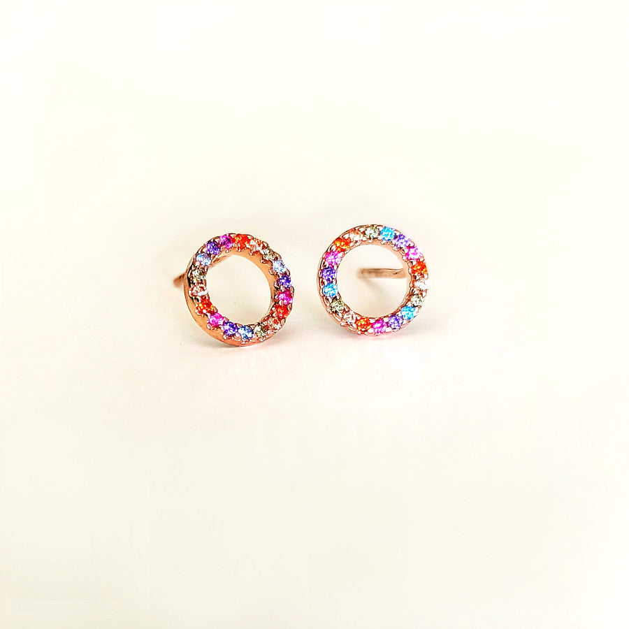 Pendientes de plata circulares con circonitas - Mooncolors.es