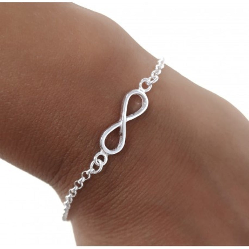 Pulsera de plata con colgante simbolo Infinito